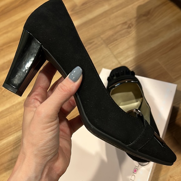 Bandolino Heels 👠 - Picture 4 of 6